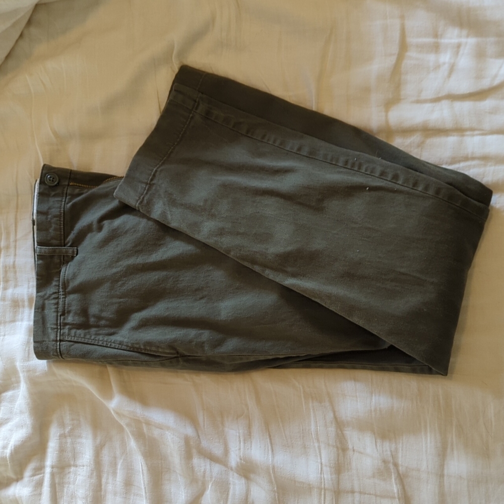 J Crew 484 slim fit chinos in olive